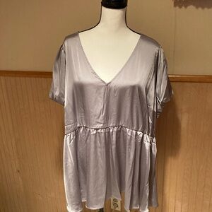 Torrid shimmer blouse